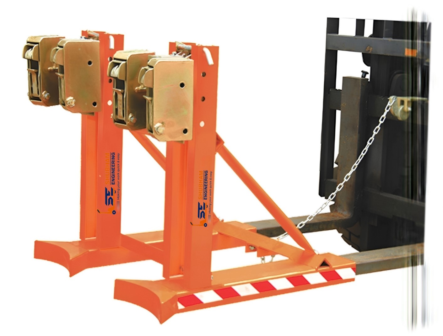 Double Parrot Beak forklift attachment